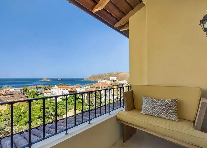 Scenic Ocean Escape With Ocean Breeze Holiday home